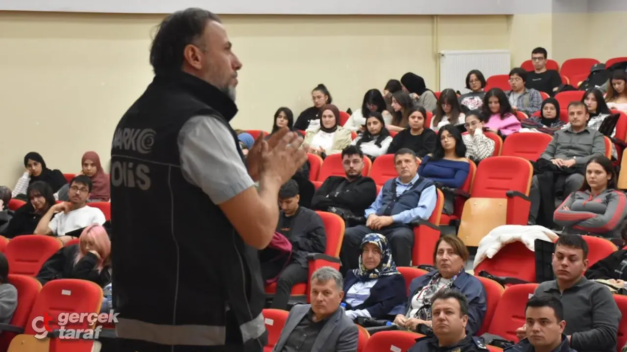 Bağımlılık ve Siber Güçlere Karşı Öğrencilere Kritik Uyarılar