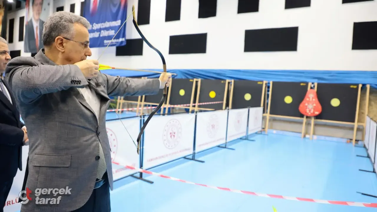 Başkan Kurnaz: “Eğitim ve Bilimi Destekliyoruz”