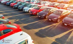 Türkiye'nin En Çok Satan Otomobilleri Belli Oldu: Renault Clio Lider, Tesla İkinci