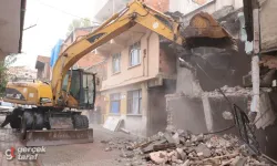 Samsun İlkadım’da Tehlike Oluşturan Metruk Binalar Tek Tek Yıkılıyor