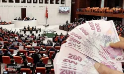 ORTA DİREĞİ ÇÖKERTECEK TORBA YASA MECLİS'TE! KİRA VE BAĞ-KUR PATLAMASI!  İSTİSNA KALKTI, RUHSAT HARÇLARI CEP YAKACAK!