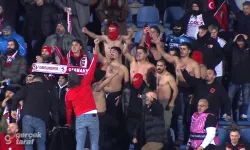 Dünya Bunu Konuşuyor! Eksi 10’da Üstsüz Tezahürat ve 2-2’lik Şok Sonuç!