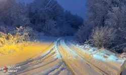 Salıpazarı’nda Kış Masalı: Kar Kalınlığı 30 Santimetreyi Buldu