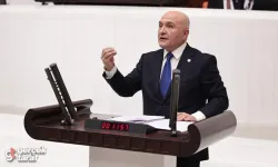 İYİ Partili Erhan Usta: “Ekonominin Kök Sorunu Rant, Devlette Kayıt Dışılık Var!”