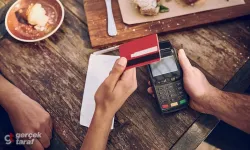 Sakın Ödemeyin! Menüde Gizlenen O Ücret Bakanlığa Takıldı: Uyanık İşletmecilere Dev Darbe!