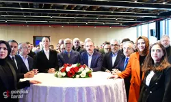 AK Parti Samsun'da Bayramlaşma Coşkusu: Tam Kadro Buluşma Dikkat Çekti