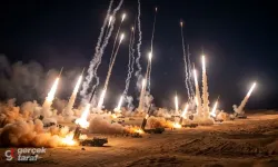 İran İsrail'e çok sayıda füze ateşledi: "12'nci füze dalgası, göklerden ölüm yağacak"