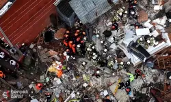 Fatih Ayvansaray’da Bina Çökmesi: Patlamanın Nedeni Henüz Belirlenemedi, 7 Kişi Kurtarıldı