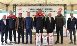 Terme’de Üreticiye Tohum Desteği: Sorgum Sudan Otu Dağıtımı Yapıldı