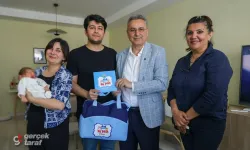 İlkadım'da 555. Bebeğe Belediye Başkanı'ndan İlk Hediye