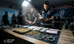 Samsun Atakum'da Sahte Polise Operasyon, 1.5 Milyonluk Altın ve Parayla Yakalandı!