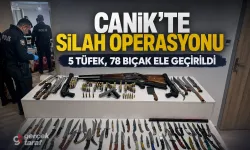 Canik’te Bir Evden 5 Ruhsatsız Tüfek ve 78 Bıçak Çıktı