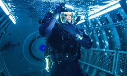 Tom Cruise ve Ana de Armas'ın Başrolünde Olduğu "Deeper" Krizde: Warner Bros Geliştirme Sürecini Durdurdu