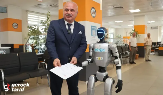 Yapay Zeka Robotuna Vatandaşlık Verildi