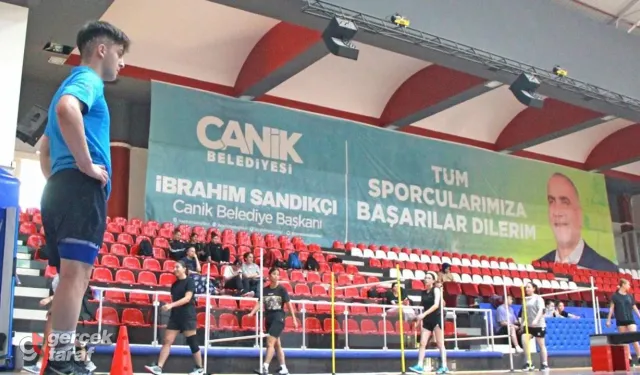 Canik Belediyesi’nden Gençlere Ücretsiz Akademi Hazırlık Desteği