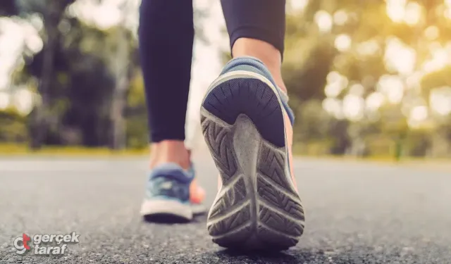 10 Bin Adım Yalanı Ortaya Çıktı! Kalp Sağlığı İçin Bilimsel Olarak Kanıtlanan Gerçek Adım Sayısı