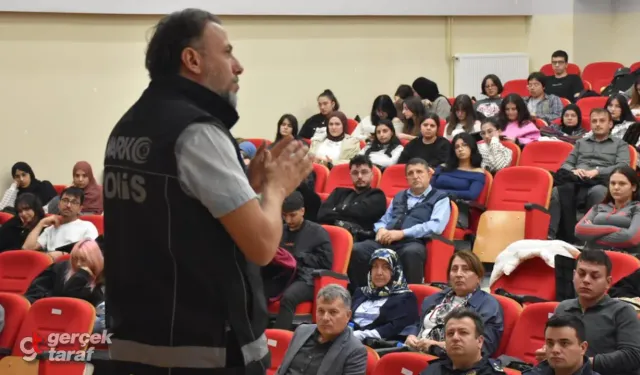 Bağımlılık ve Siber Güçlere Karşı Öğrencilere Kritik Uyarılar