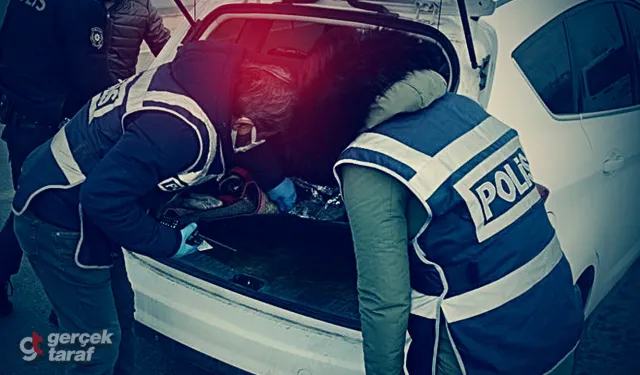 Samsun’da Peş Peşe Araçlar Durduruldu: Bagajdan 350 Bin Uyuşturucu Hap Çıktı