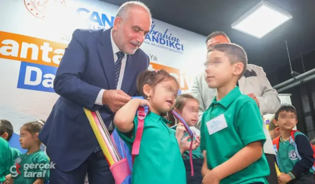 Samsun Canik Belediyesi’nden öğrencilere burs, çanta ve kırtasiye desteği