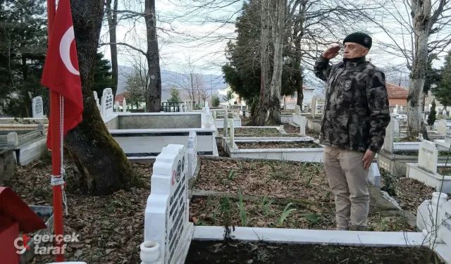 Şehit özel harekat polisi Süleyman Özdemir mezarı başında anıldı