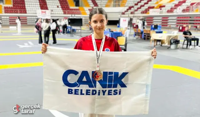 Samsun Canikli Tekvandocu Asiye Nur Bilgin Finalde