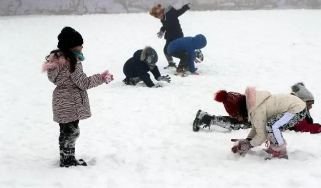 Samsun'da Okullar Tatil Edildi