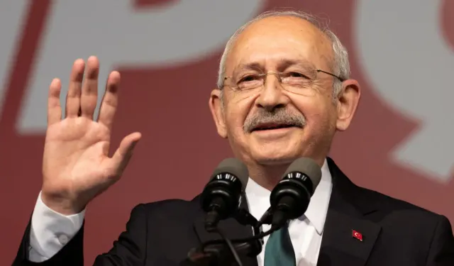 CHP'de Kurultayda Gergin Atmosfer: Kılıçdaroğlu ve Genel Merkez Kulisleri Zıtlaşma Yaşıyor