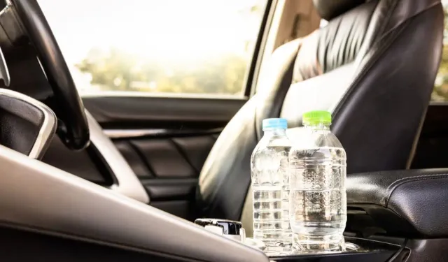 "Plastik Şişeler Arabanızda Tehlike Saçıyor: Vücudunuzu Gizlice Zehirliyor!"