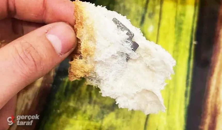 Faciadan Dönüldü: Fırından Alınan Ekmeğin İçinden Jilet Çıktı