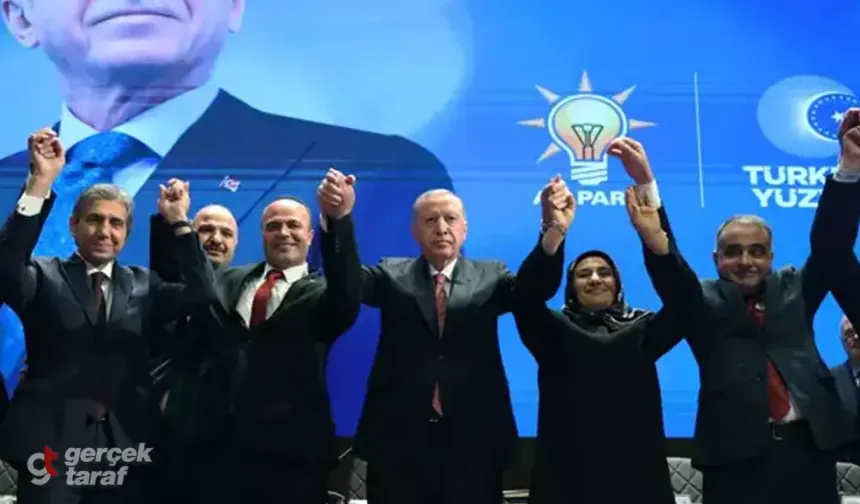 İstifaların Ardından Flaş Karar! Erdoğan Tek Tek Rozetlerini Taktı: İşte AK Parti'ye Geçen O İsimler!