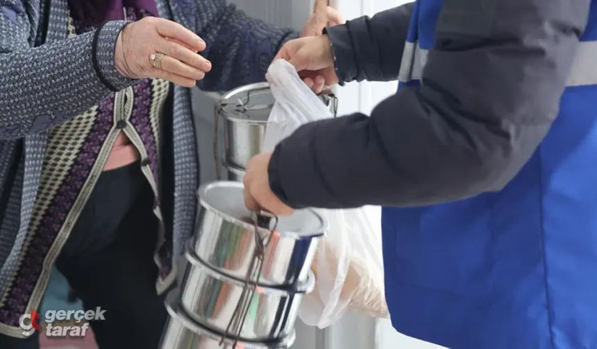 İftar saatinde kapısı çalınan ailelerin sayısı arttı