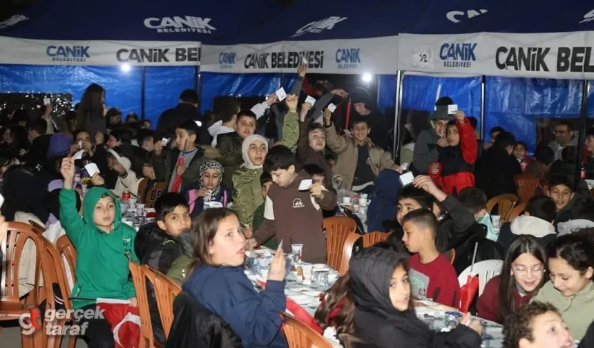 Canik’te Öğrencilerle İftar Buluşması: Başkan Sandıkçı Ramazan Sevincini Paylaştı