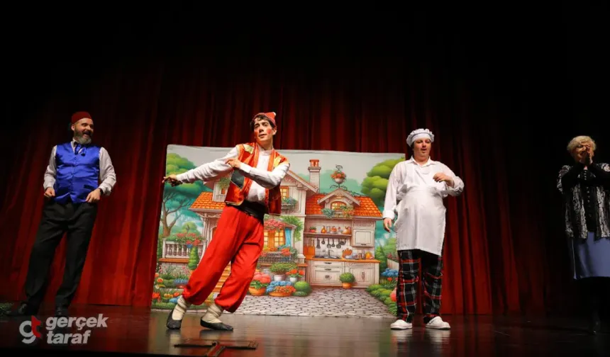 Samsun Tiyatro Festivali 8. Kez Perdelerini Açtı