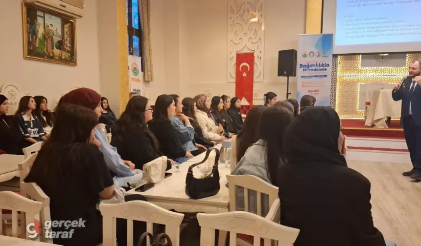 İlkadım'da Gençlere Yönelik Bağımlılıkla Mücadele Programı Düzenlendi