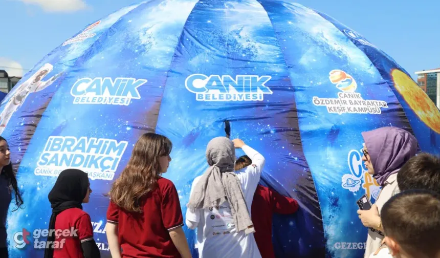Canik Belediyesi Okullara Mobil Planetaryum Kurdu