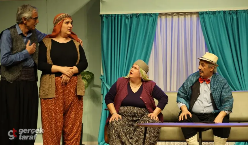 Atakum'da 27 Mart Tiyatro Günleri Sanat Şölenine Dönüştü