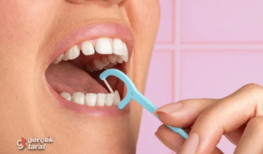 Diş İpi Kullanırken Dikkat! Yanlış Teknik Diş Etini "Kesebilir"