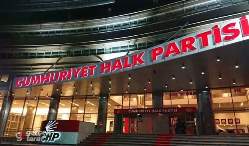 CHP'de Bir Görevden Alma Dalgası Daha! 7 İlçe Başkanı ve Yönetimi Görevden Alındı