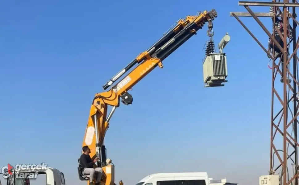 Küçük Bir İlçeyi Besleyen Kaçak Elektrik Şebekesi Ortaya Çıktı!