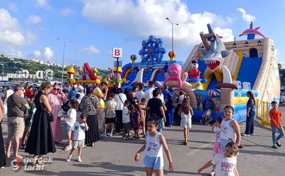 KAAN EGE Plaza'da Çifte Kutlama: Dev Gross'ta 1. Çocuk Festivali Coşkusu Samsun’u Sardı!