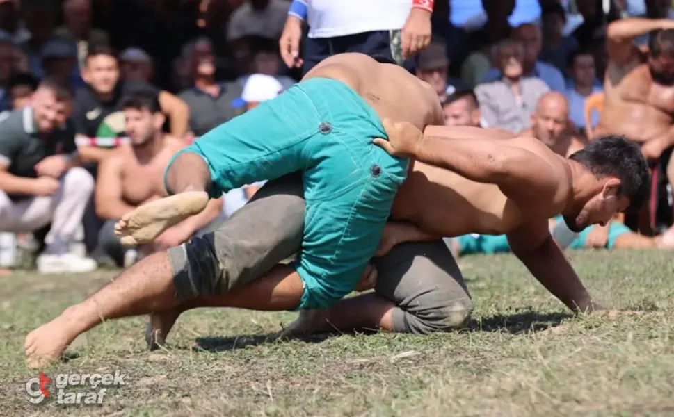 Samsun Canik'te Geleneksel Karakucak Güreş Festivali