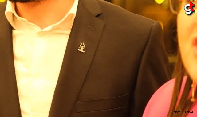 Atakum İyi Parti'den istifa eden 45 kişilik ekip AK Parti rozeti taktı